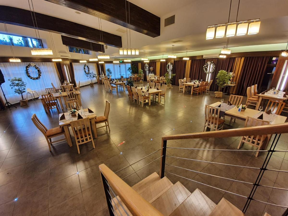 פויאנה ברשוב Hotel Escalade מראה חיצוני תמונה